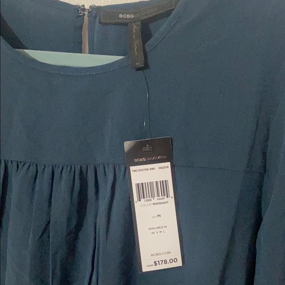 NWT BCBG Dark Blue Blouse - size M - Picture 2 of 3